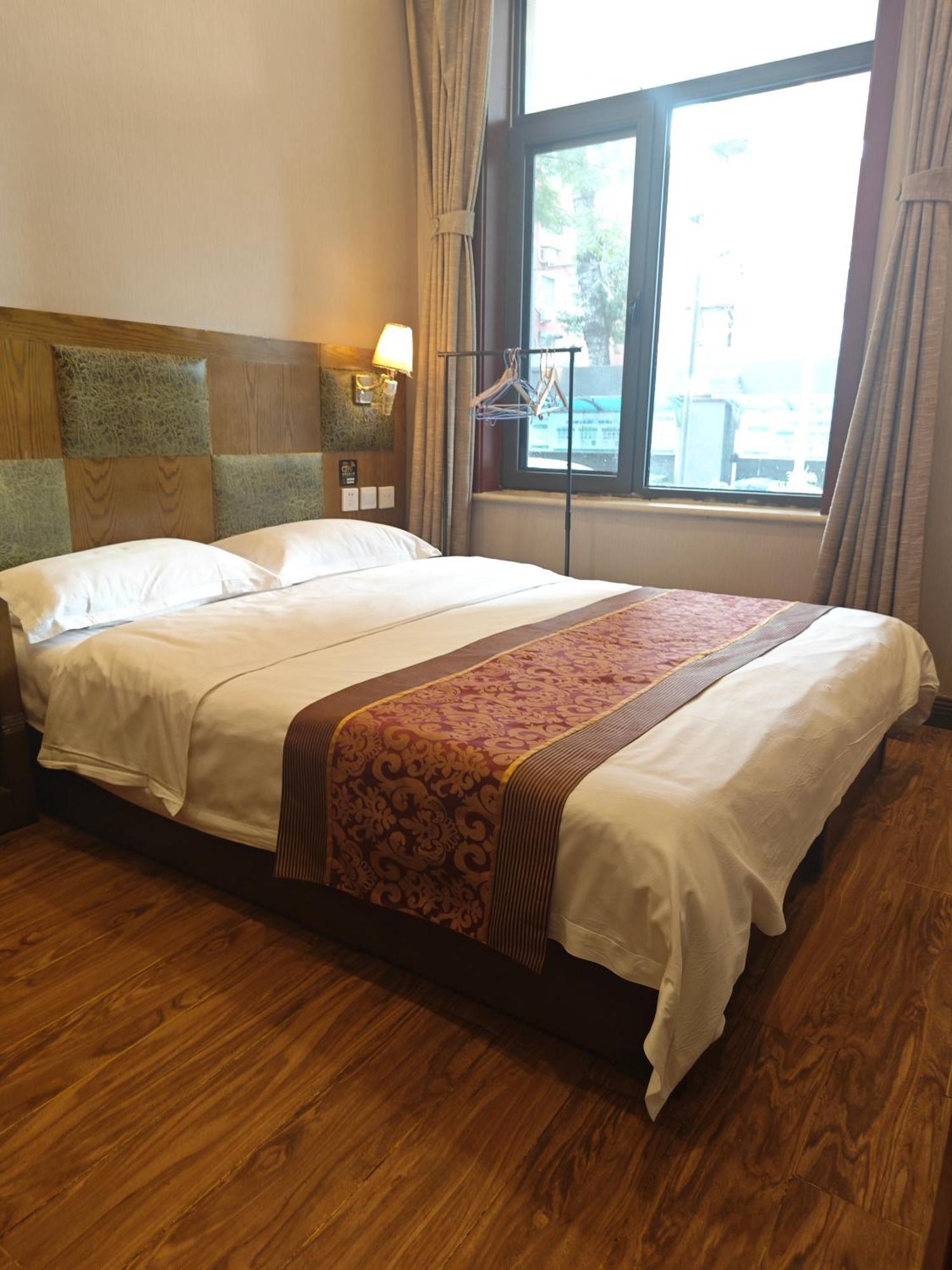 Huiqing Garden Bussiness 2*
